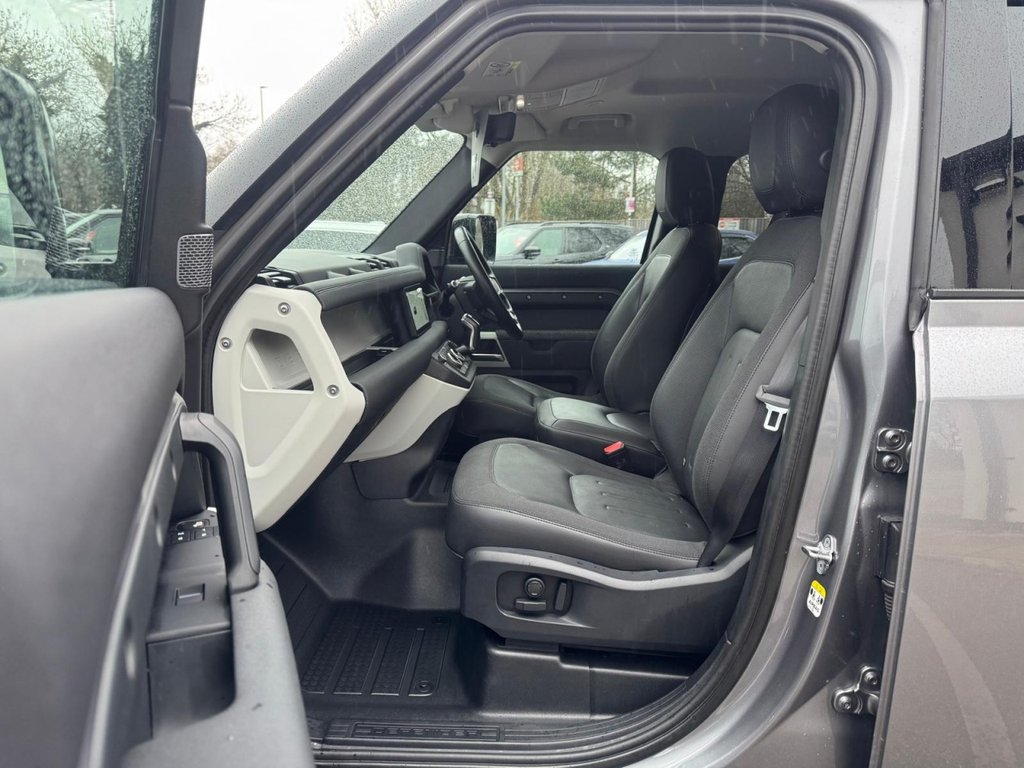 Used Land Rover Defender 2021 for sale - 77463826: Photo 10