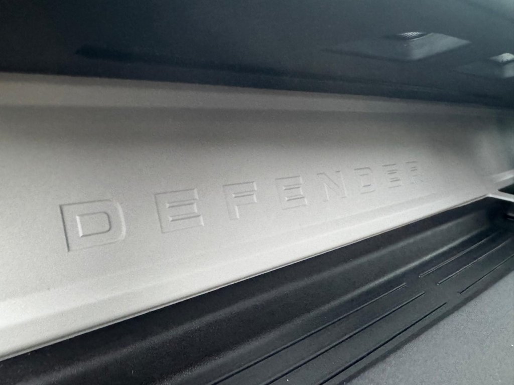 Used Land Rover Defender 2021 for sale - 77463826: Photo 34