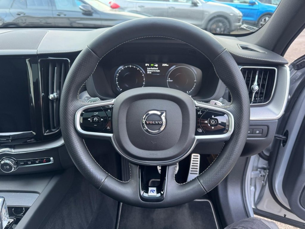 Used Volvo XC60 2018 for sale - 77383641: Photo 19
