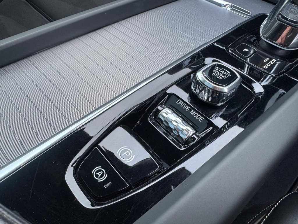 Used Volvo XC60 2018 for sale - 77383641: Photo 22