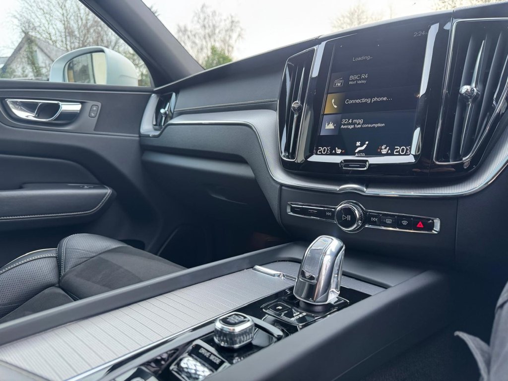 Used Volvo XC60 2018 for sale - 77383641: Photo 23