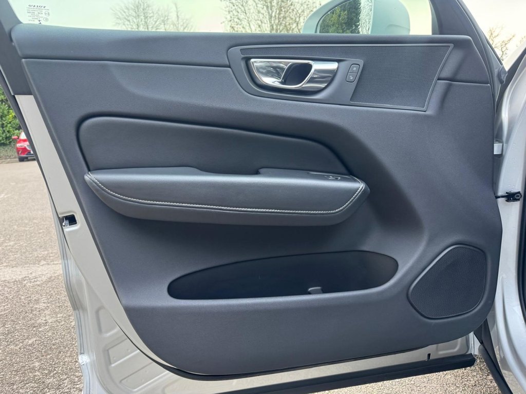 Used Volvo XC60 2018 for sale - 77383641: Photo 26