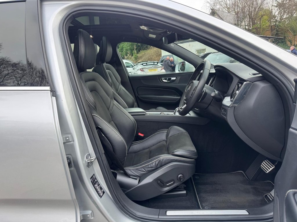 Used Volvo XC60 2018 for sale - 77383641: Photo 9