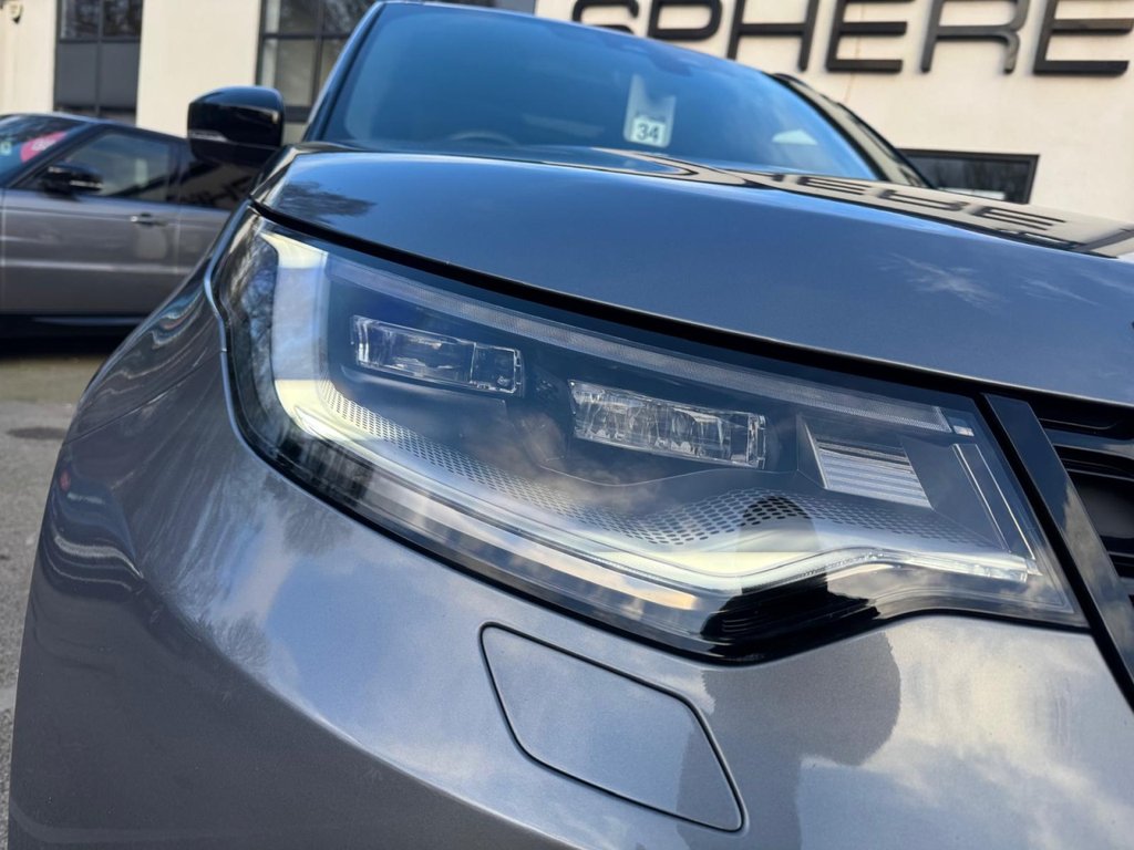 Used Land Rover Discovery 2021 for sale - 77891205: Photo 32