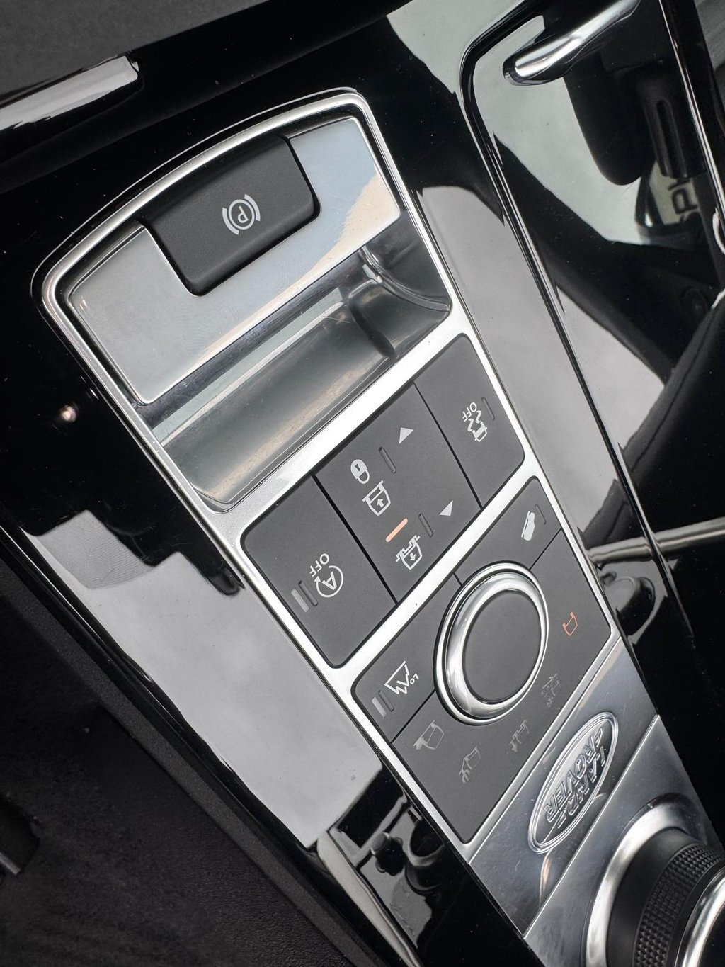 Used Land Rover Discovery 2020 for sale - 77384611: Photo 25