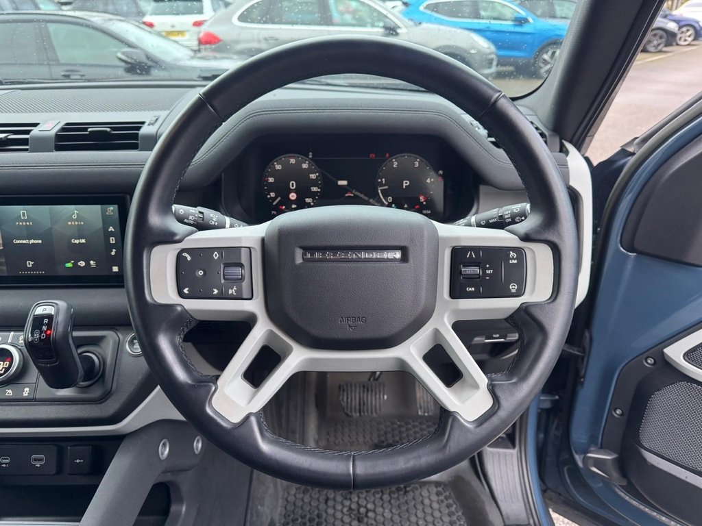 Used Land Rover Defender 2022 for sale - 77139864: Photo 15