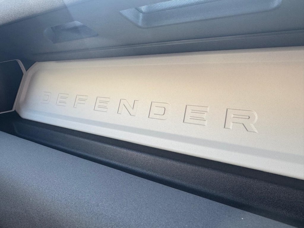 Used Land Rover Defender 2022 for sale - 77139864: Photo 30