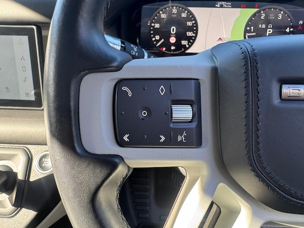 Used Land Rover Defender 2021 for sale - 73953414: Photo 18