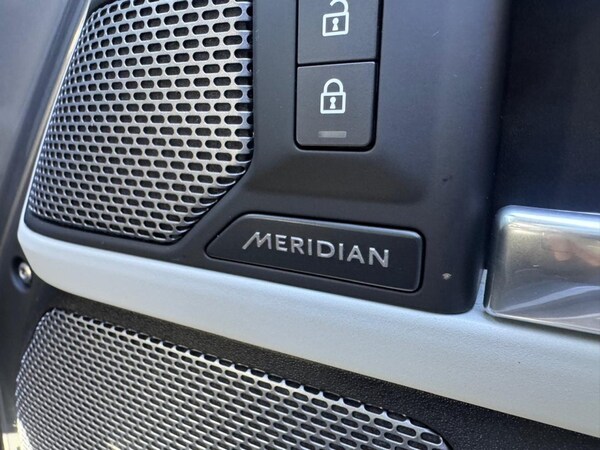 Used Land Rover Defender 2021 for sale - 73953414: Photo 29
