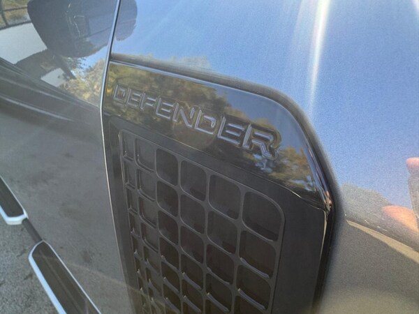 Used Land Rover Defender 2021 for sale - 73953414: Photo 33
