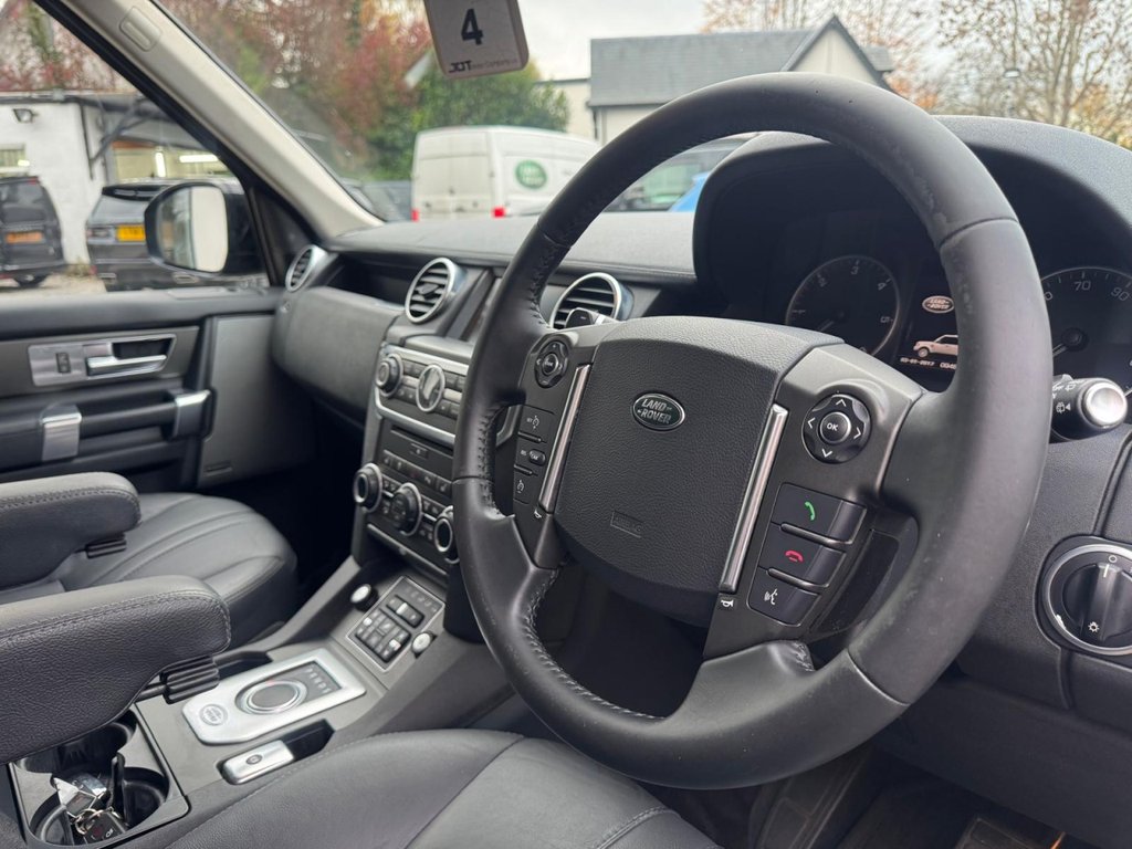 Used Land Rover Discovery 4 2015 for sale - 76417371: Photo 17