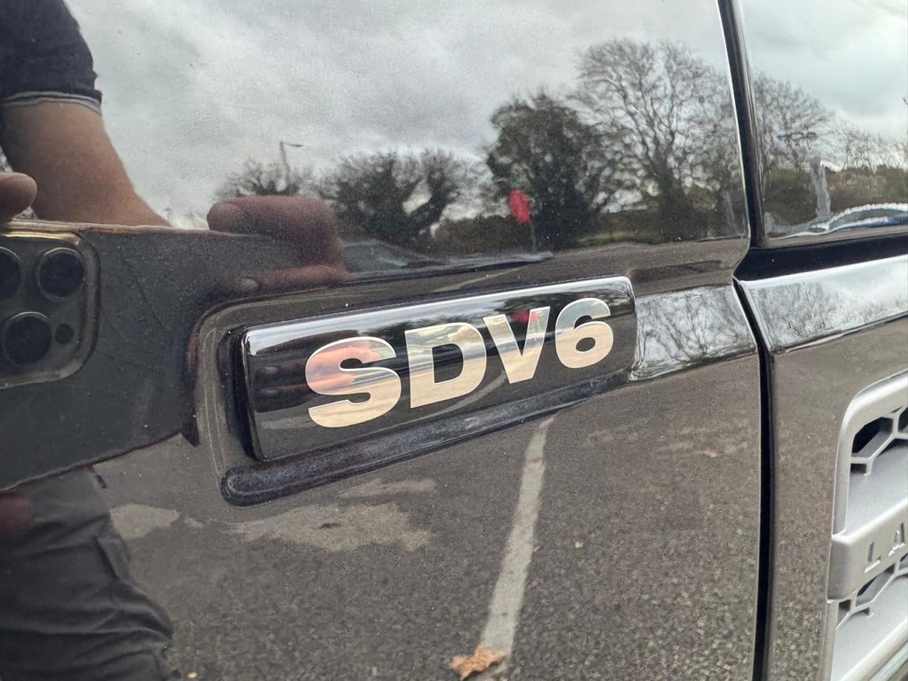 Used Land Rover Discovery 4 2015 for sale - 76417371: Photo 30