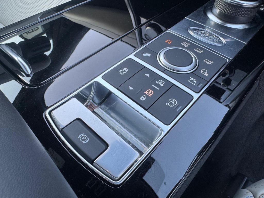 Used Land Rover Discovery 2019 for sale - 78167474: Photo 25