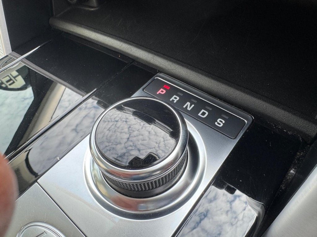 Used Land Rover Discovery 2019 for sale - 76080960: Photo 25