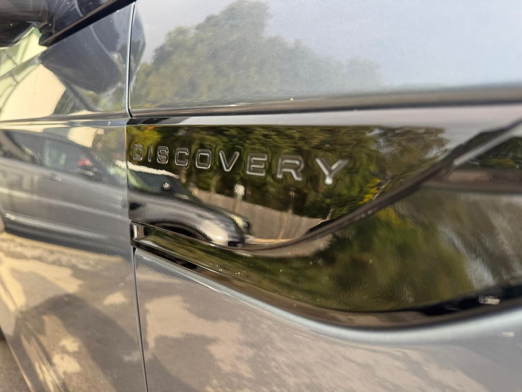 Used Land Rover Discovery 2019 for sale - 76080960: Photo 37