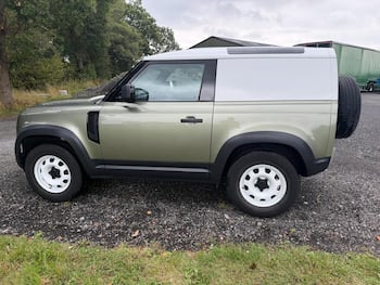 Used Land Rover Defender 90 2023 for sale - 79829174: Photo