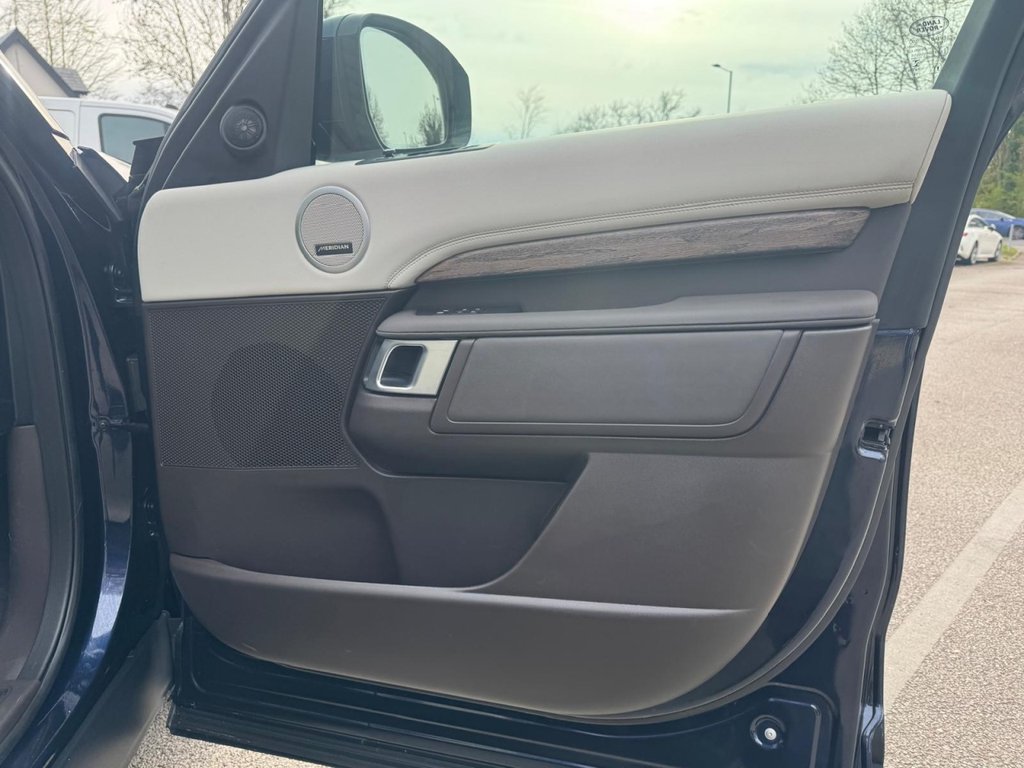 Used Land Rover Discovery 2017 for sale - 78117625: Photo 30