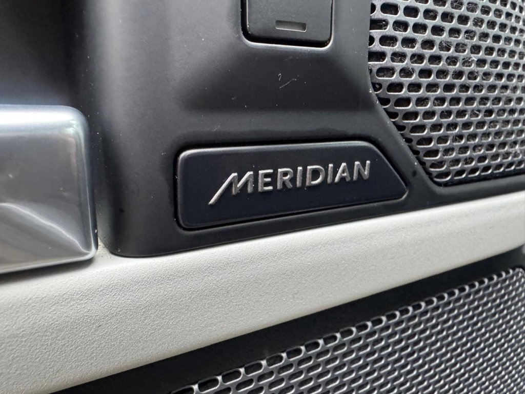 Used Land Rover Defender 2021 for sale - 77806341: Photo 25