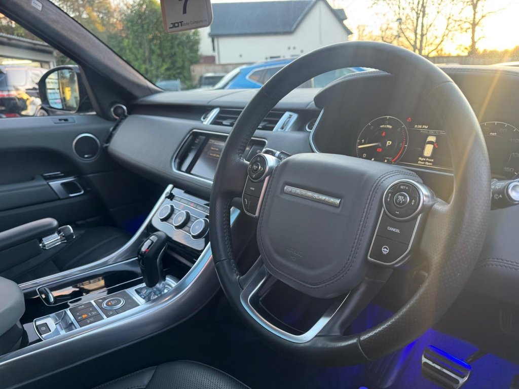 Used Land Rover Range Rover Sport 2015 for sale - 76631884: Photo 12