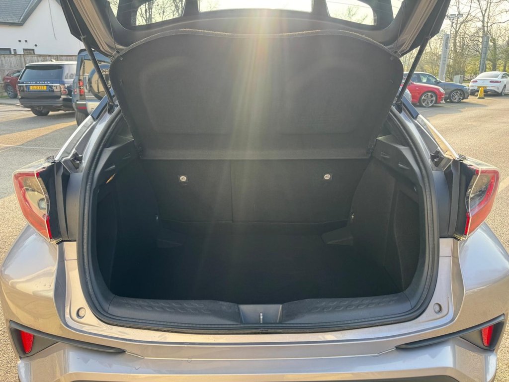 Used Toyota C-HR 2017 for sale - 78212743: Photo 15