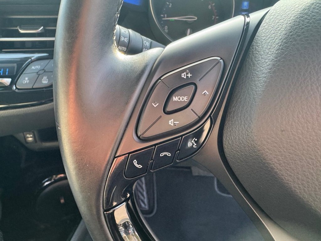 Used Toyota C-HR 2017 for sale - 78212743: Photo 17