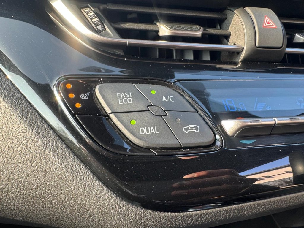 Used Toyota C-HR 2017 for sale - 78212743: Photo 23