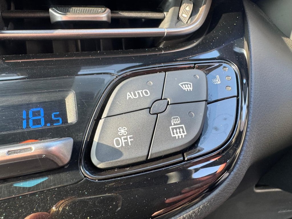 Used Toyota C-HR 2017 for sale - 78212743: Photo 25