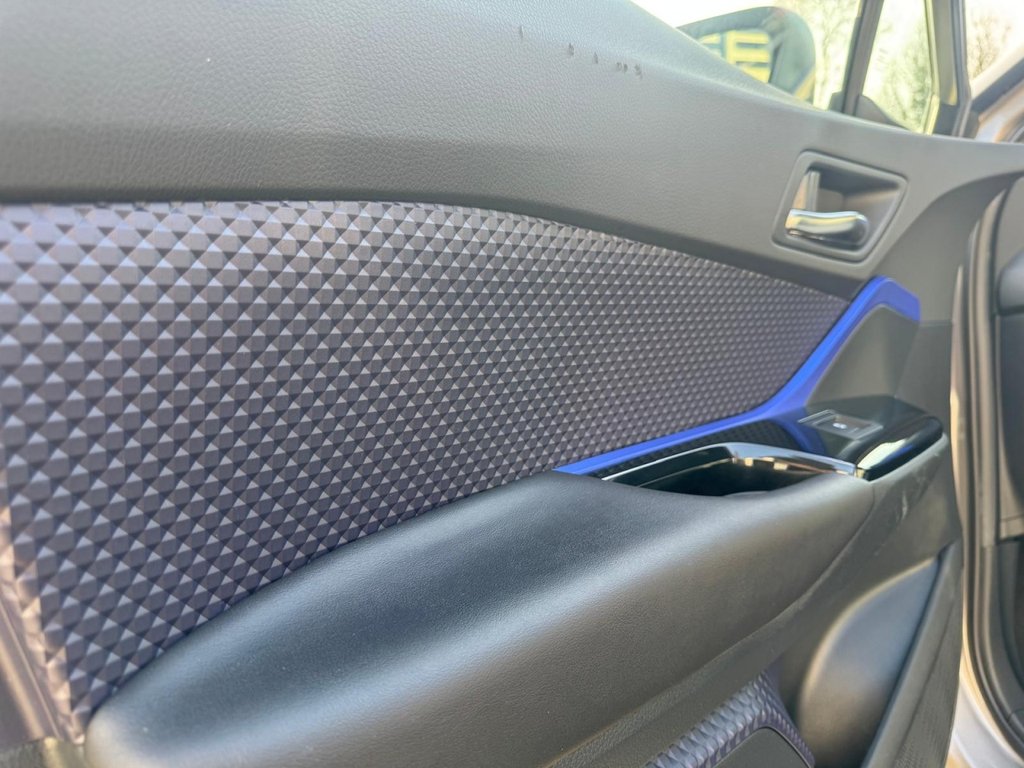 Used Toyota C-HR 2017 for sale - 78212743: Photo 27