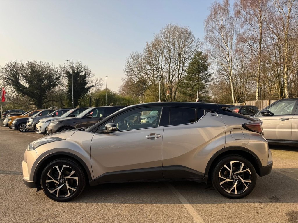 Used Toyota C-HR 2017 for sale - 78212743: Photo 4