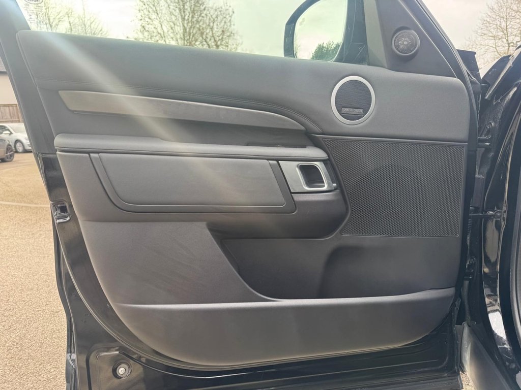 Used Land Rover Discovery 2018 for sale - 77302723: Photo 33