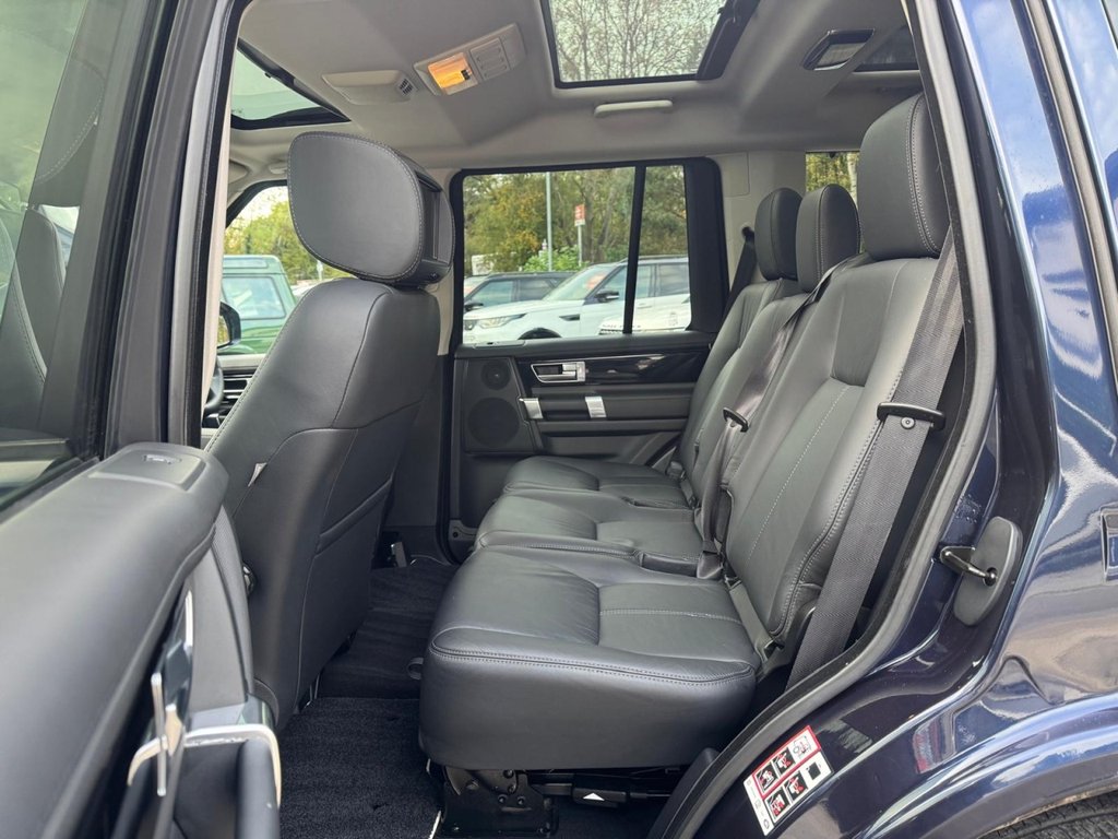 Used Land Rover Discovery 4 2015 for sale - 76317163: Photo 13
