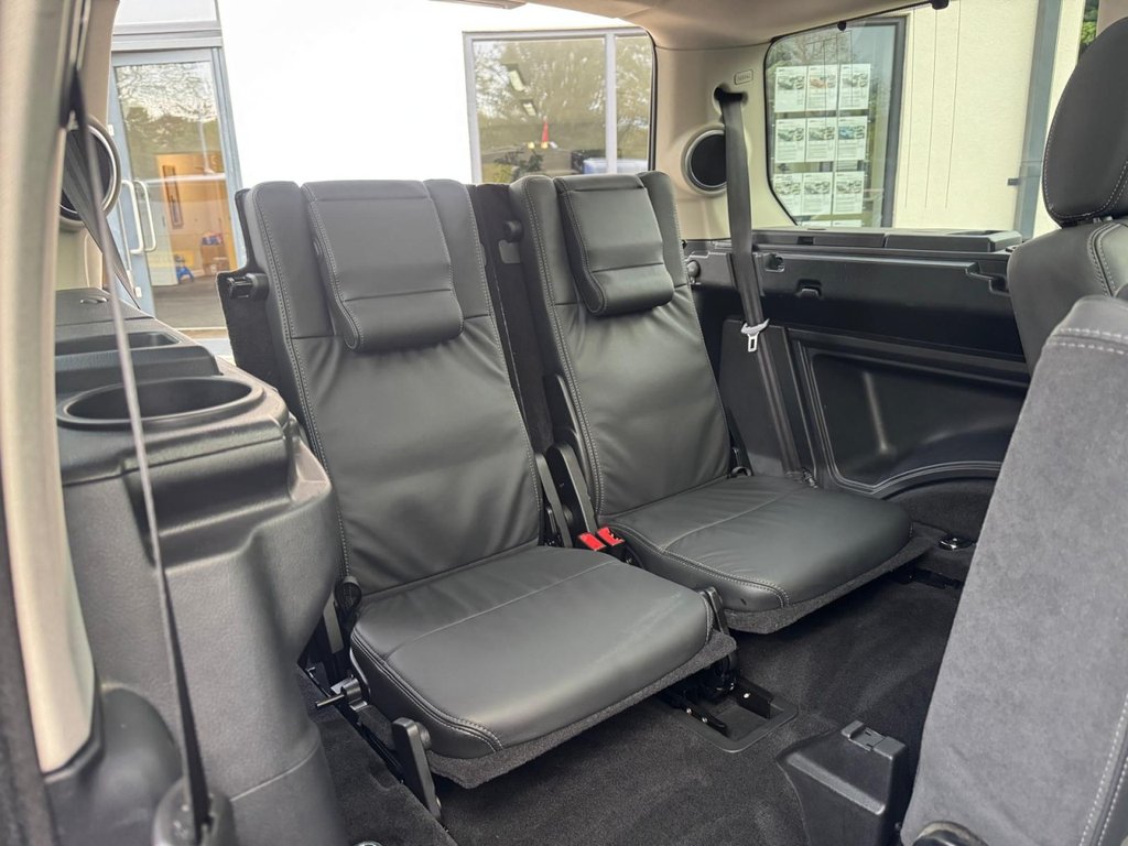 Used Land Rover Discovery 4 2015 for sale - 76317163: Photo 17