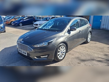 2016 (66) - 1.0 EcoBoost 125 Titanium 5dr