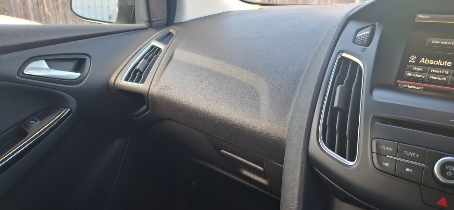 Used Ford Focus 2016 for sale - 75995121: Photo 23