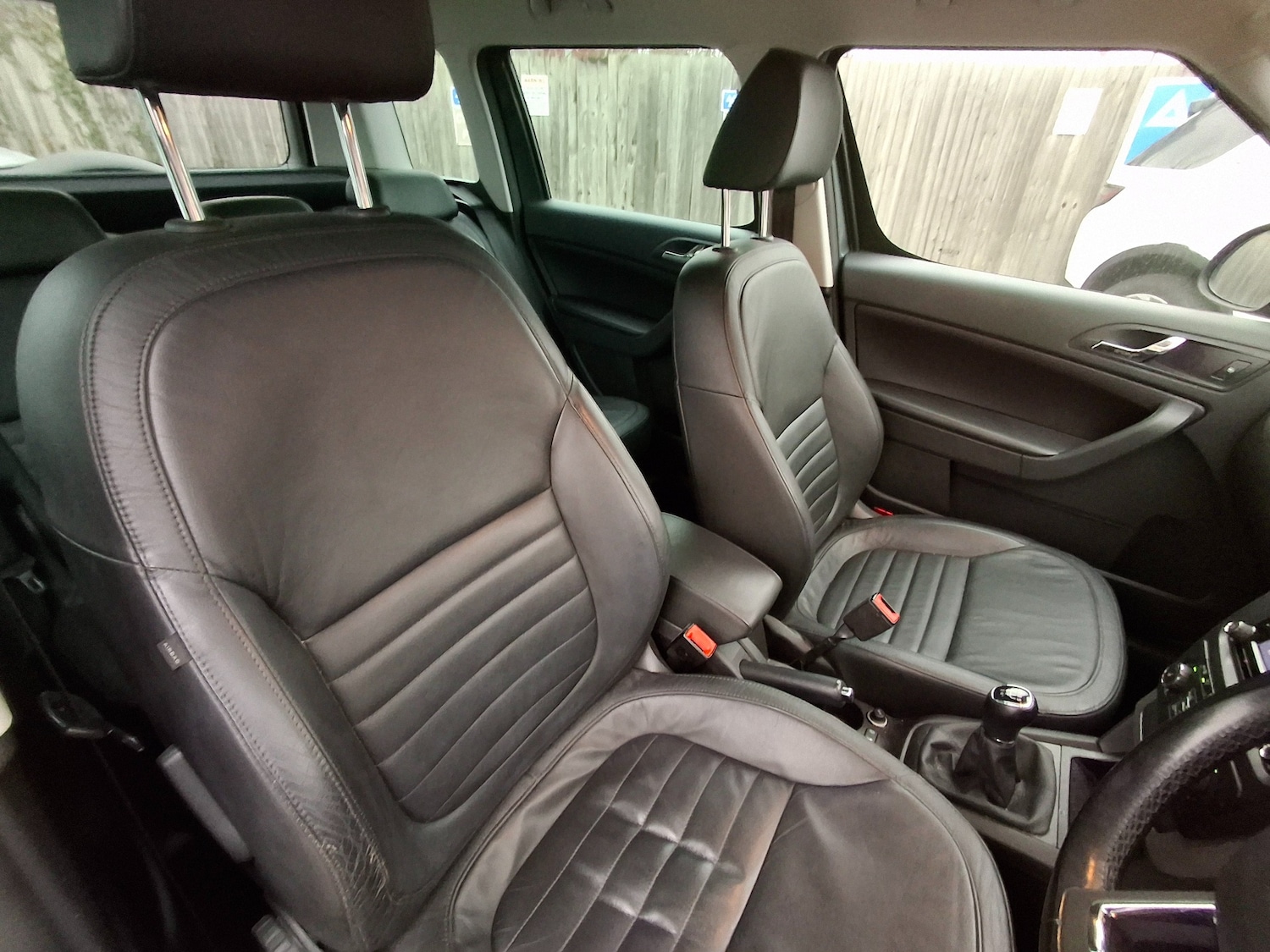 Used Skoda Yeti 2015 for sale - 77025285: Photo 10