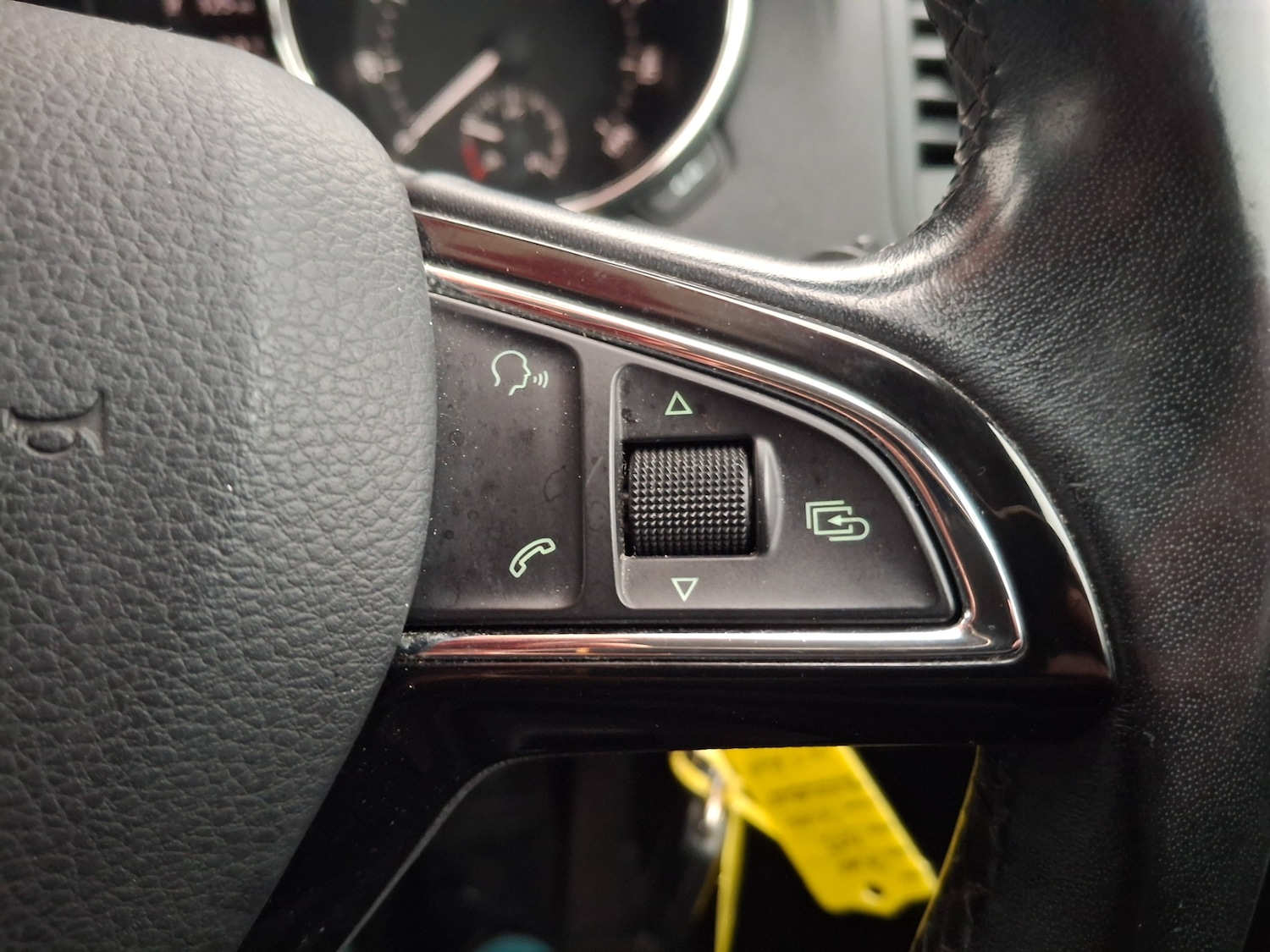 Used Skoda Yeti 2015 for sale - 77025285: Photo 14