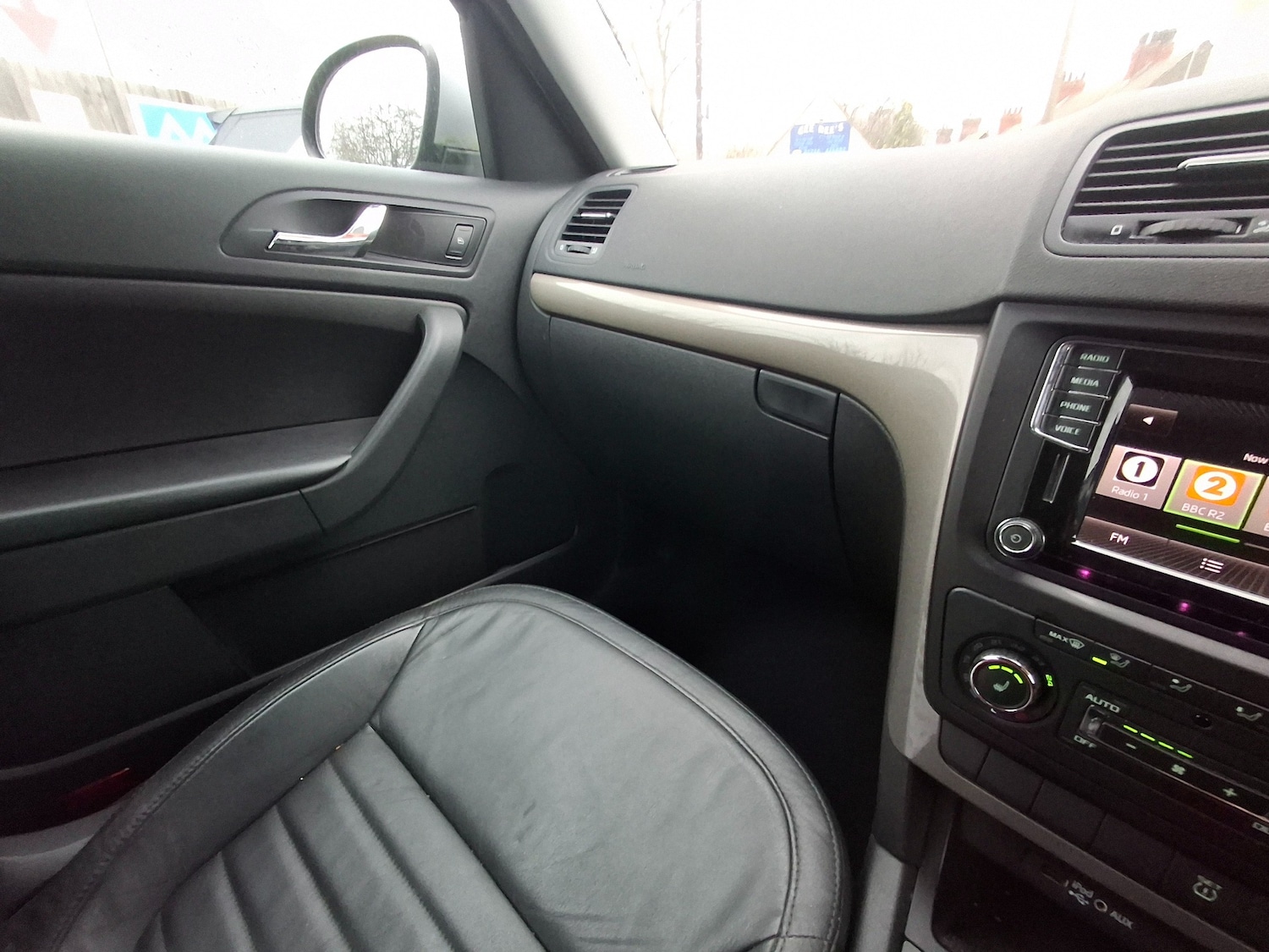 Used Skoda Yeti 2015 for sale - 77025285: Photo 21