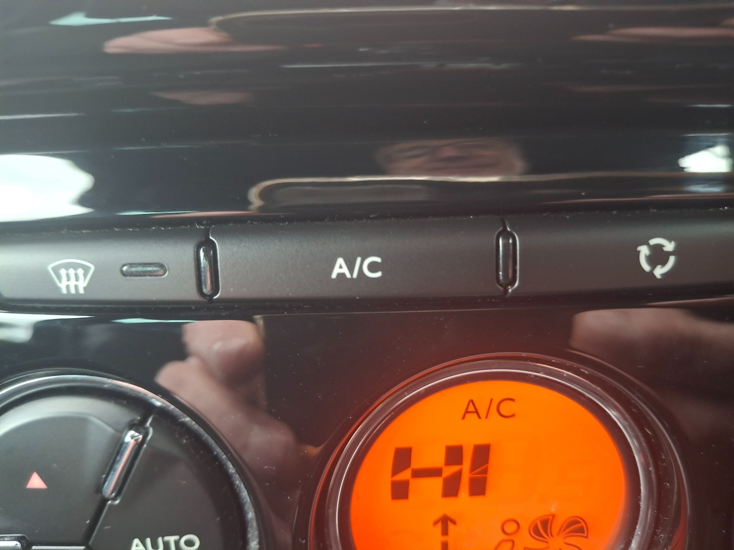 Used Citroen DS3 2015 for sale - 76450407: Photo 16