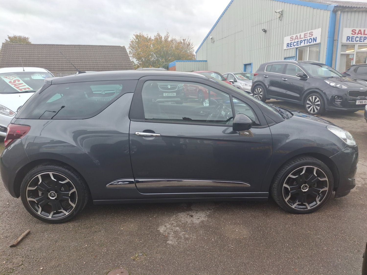 Used Citroen DS3 2015 for sale - 76450407: Photo 8