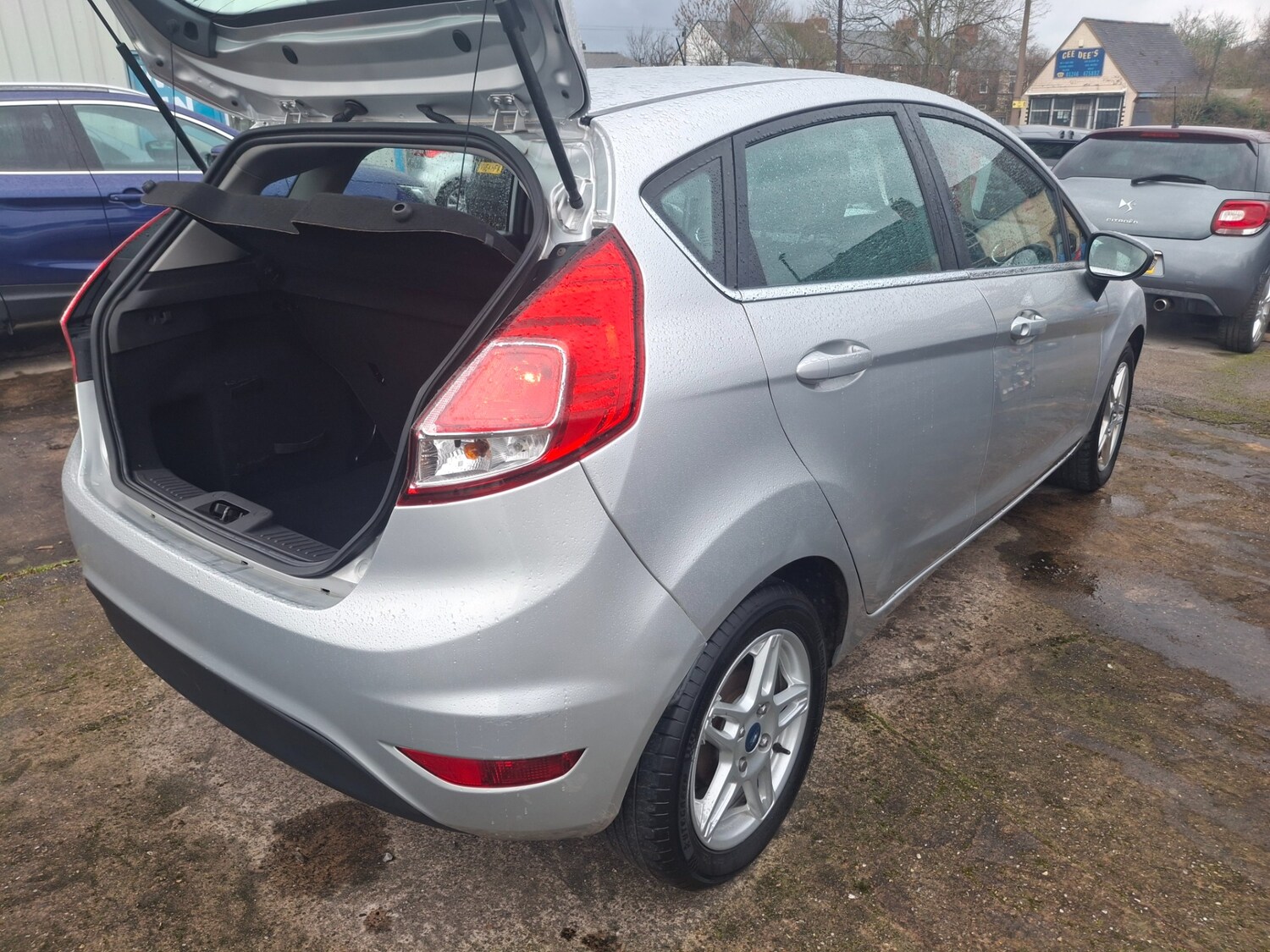 Used Ford Fiesta 2013 for sale - 77447151: Photo 7