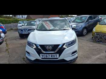 Used Nissan Qashqai 2017 for sale - 74435637: Photo