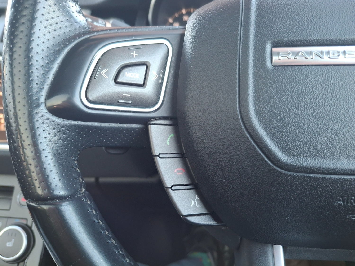 Used Land Rover Range Rover Evoque 2016 for sale - 76735005: Photo 17