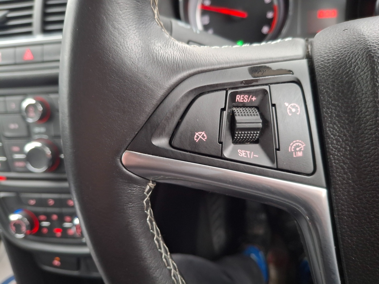 Used Vauxhall Mokka 2015 for sale - 76892641: Photo 13