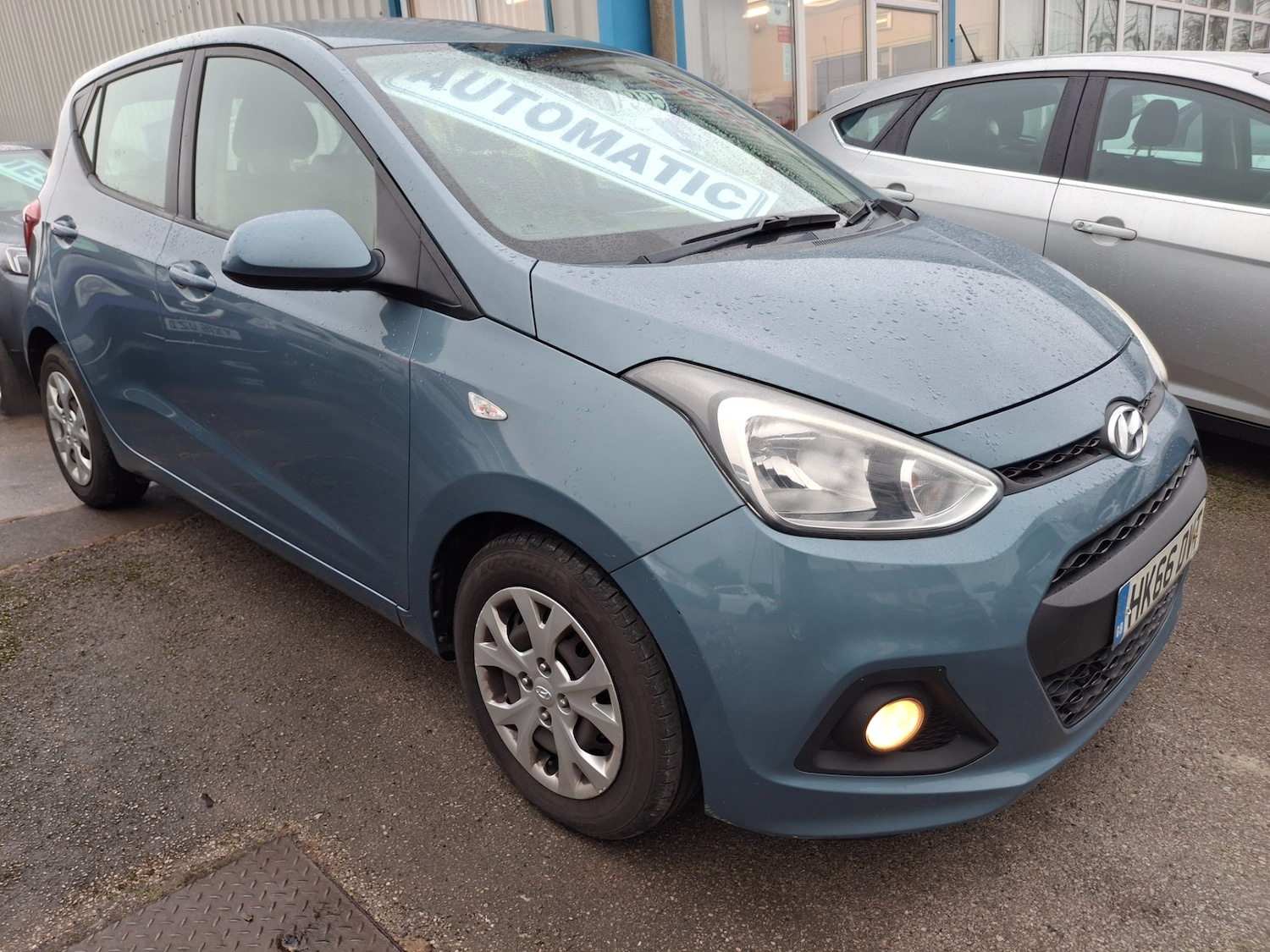 Used Hyundai i10 2016 for sale - 77605488: Photo 9