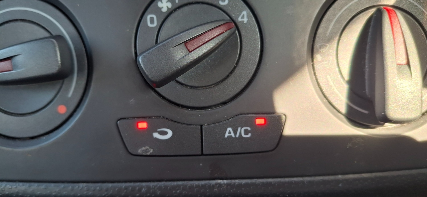 Used SEAT Ibiza 2015 for sale - 75525454: Photo 18