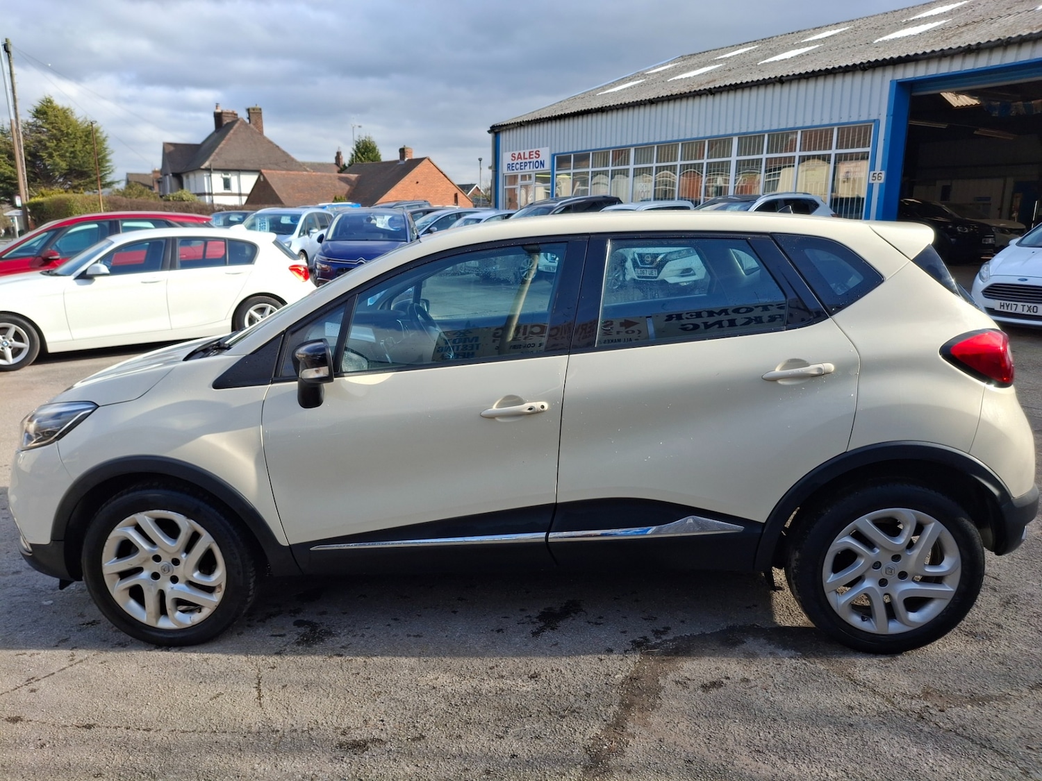 Used Renault Captur 2016 for sale - 77605475: Photo 5