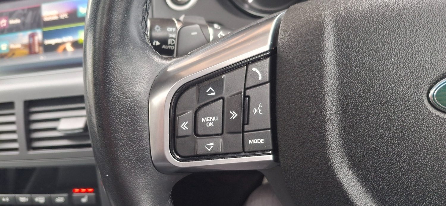 Used Land Rover Discovery Sport 2018 for sale - 76253446: Photo 16