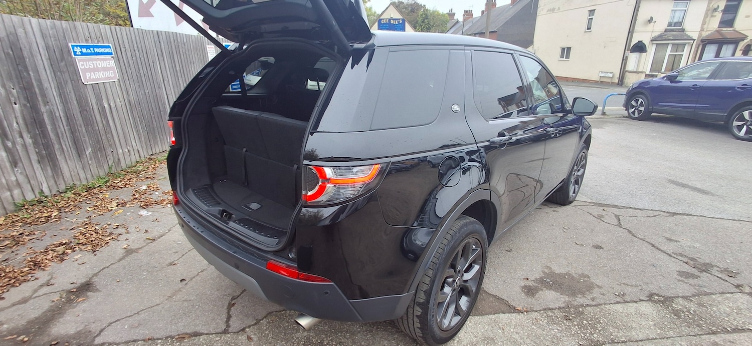 Used Land Rover Discovery Sport 2018 for sale - 76253446: Photo 6
