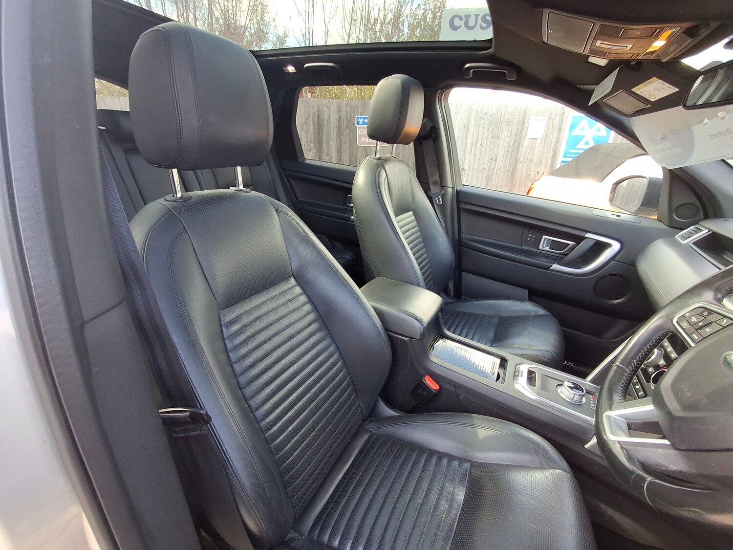 Used Land Rover Discovery Sport 2016 for sale - 78223363: Photo 14