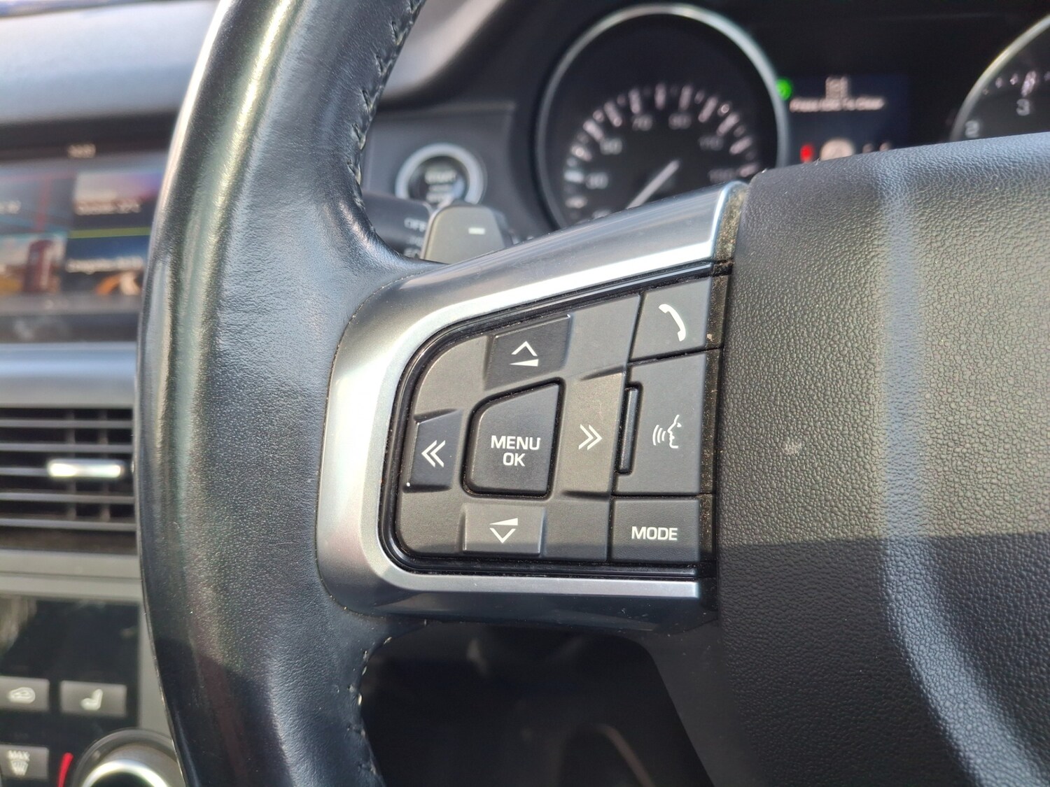 Used Land Rover Discovery Sport 2016 for sale - 78223363: Photo 18